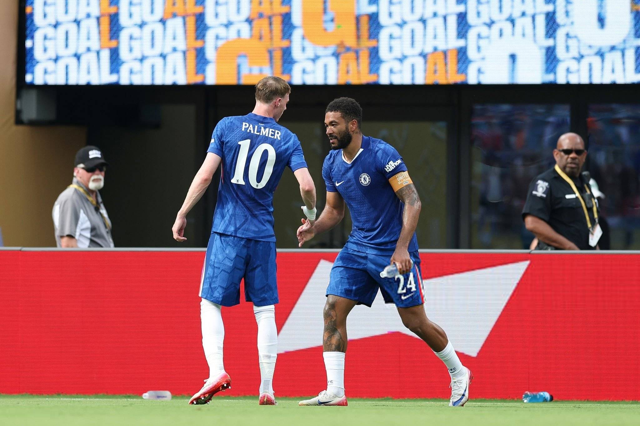 世俱杯|状态回暖，FIFA官方为帕尔默点赞