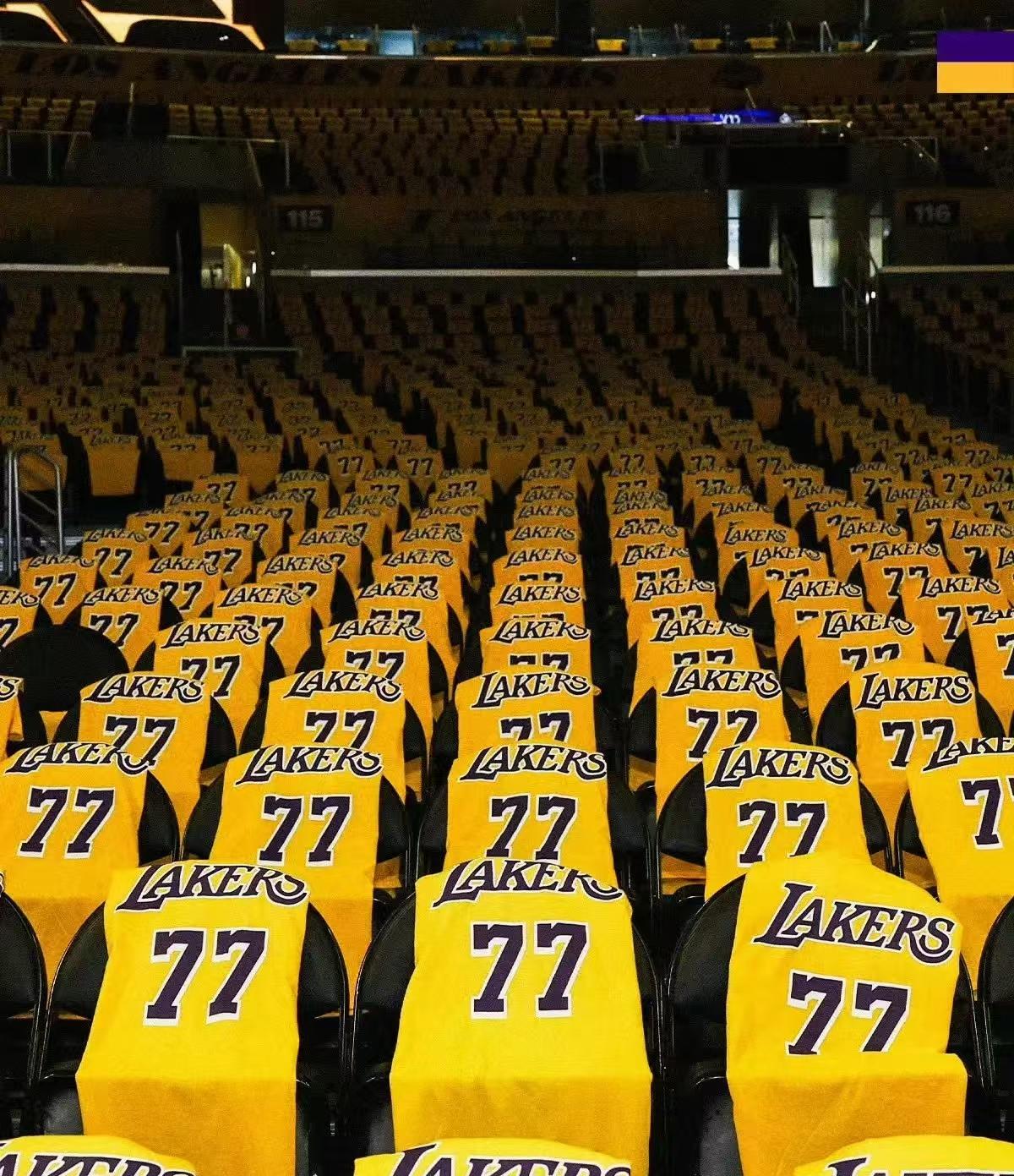 博鱼体育入口-包含东契奇期待未来携手“紫金军团”夺冠，NBA湖人队即将进入新时代的词条